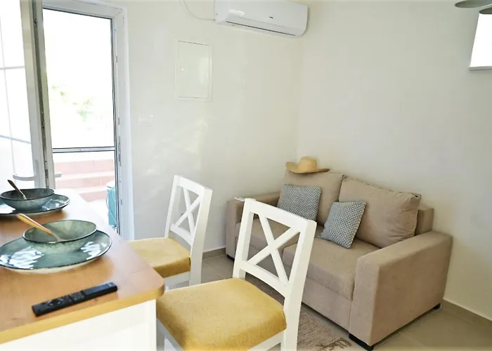 アパート Art ムルテル